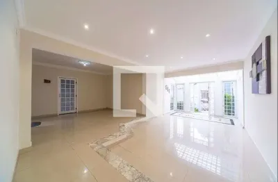 Casa com 3 quartos à venda na Rua Luiz Barbalh, 120, Vila Assunção, Santo André