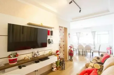 Casa asobradada com 4 dormitorios, 2 suítes, 3 banheiros, 3 vagas de garagem, em santo amaro - sp .