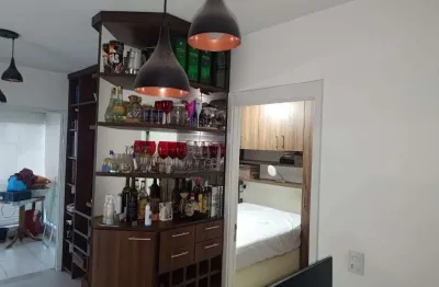 Apartamento a venda com 50m2 , 2 dormitorios , 1 banheiro , 1 suite e 1 vaga