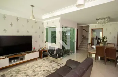 Casa com 3 quartos à venda na Rua Professor Antônio Prudente, 57, Nova Petrópolis, São Bernardo do Campo
