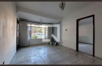 Casa com 2 quartos à venda na Rua Simão Jorge, 71, Campestre, Santo André