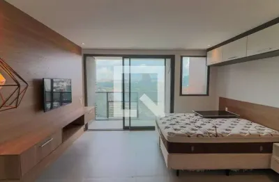 Kitnet / Stúdio à venda na Rua Bento Frias, 155, Butantã, São Paulo