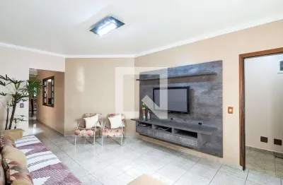 Casa com 3 quartos à venda na Rua Dom Bernardo José Bueno Miele, 296, Nova Petrópolis, São Bernardo do Campo