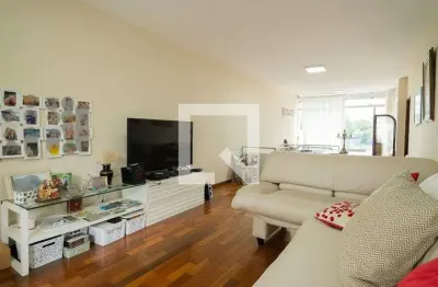 Casa com 4 quartos à venda na Alameda Dona Tereza Cristina, 348, Nova Petrópolis, São Bernardo do Campo