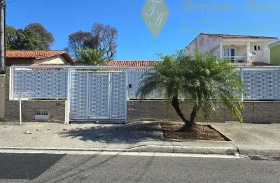 Casa com 3 quartos para alugar na Rua Nicanor Nunes, 312, Piratininga, Niterói