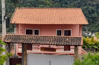 Casa à venda no Parque Guararapes, Miguel Pereira 