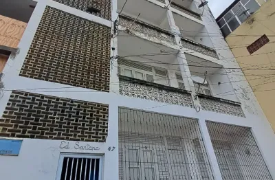 Liberdade >rua do queimadinho >2 quartos com dependência e varanda
