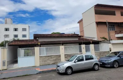 Casa com 3 quartos à venda na araceli cabrera crespo, 50, fátima, serra por r$ 1.500.000