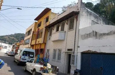 Casa com 3 quartos para alugar na rua coronel alziro vianna, 356, centro, vitória por r$ 2.200
