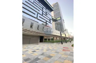 Oportunidade de ponto comercial amplo e bem localizado
