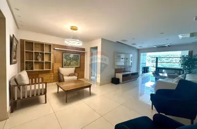 Luxo e Conforto neste apartamento de 4 quartos com 2 suítes no La Plage Residencial, Praia da Costa