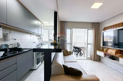 Apartamento 2 quartos com suíte a poucos passos da praia do morro