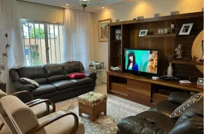 Sobrado à venda no ipiranga com 200m² 3 dormitórios 1 suíte 4 banheiros 5 vagas