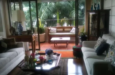 Apartamento á venda no morumbi, com 4 dormitórios, sendo 2 suíte, depósito e 4 vagas.