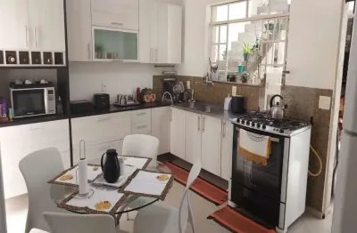 Casa com 3 quartos à venda na Rua Carlos Buzzi, 162, Jardim das Acacias, São Paulo
