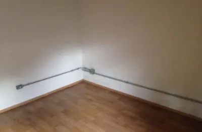 Casa à venda em Interlagos com 740 m² de terreno e 230 m² de área construída, 2 suítes, 2 vagas