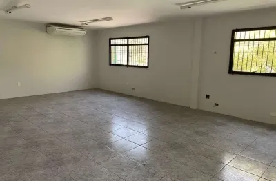Sobrado à venda na vila cordeiro com 200m² 4 dormitórios 4 banheiros 4 vagas
