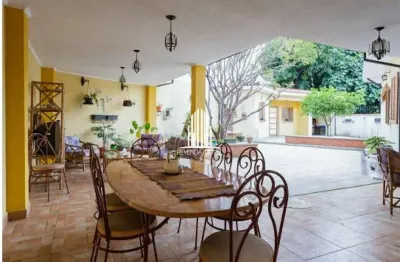 Casa térrea à venda no alto da lapa com 365m² 3 dormitórios 2 suítes 5 banheiros 2 vagas