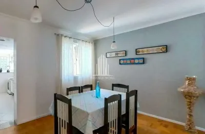 Sobrado à venda na Barra Funda com 160m² 3 dormitórios 2 banheiros 2 vagas