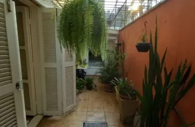 Apartamento Garden no Itaim Bibi, 190m², 3 Dormitórios e 2 vagas.