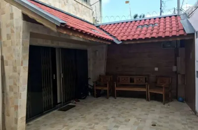 Imperdível oportunidade de compra: casa à venda em são paulo-sp, jabaquara. com 3 quartos, 1 suíte, 2 banheiros, 4 vagas de garagem e 300m².