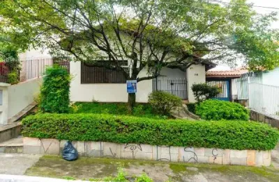 Casa à venda em Jabaquara com 330m² 5 dormitórios 1 suíte 4 banheiros 5 vagas