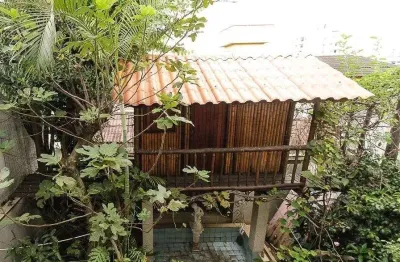 Sobrado de luxo com 3 suítes e 3 vagas na Vila Prudente, SP: seu novo lar aguarda por você!