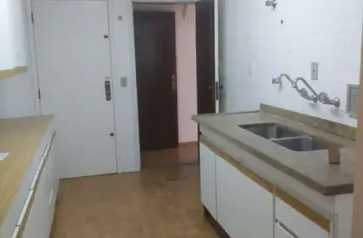 Apartamento de luxo na Vila Madalena: 2 quartos, 2 suítes, 3 banheiros, 2 vagas, 96 m² - São Paulo-SP.