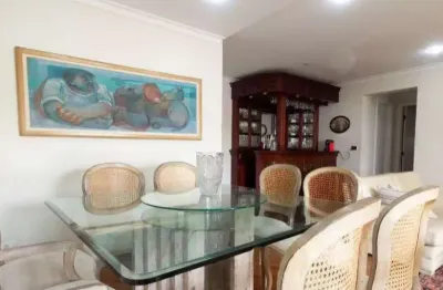 Apartamento à venda com 135m², 4 dormitórios 2 suítes e 2 vagas na vila olímpia