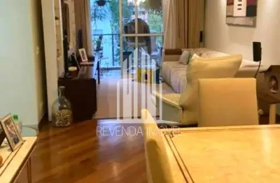 Apartamento à venda em moema, são paulo-sp: 3 quartos, 1 suíte, 1 sala, 4 banheiros, 2 vagas de garagem, 140m² de área.