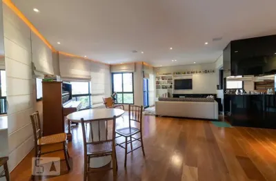 Apartamento com 3 quartos à venda na Rua Rodesia, 410, Vila Madalena, São Paulo