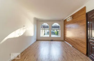 Casa com 3 quartos à venda na Rua Nilo Guerra, 60, Vila Mascote, São Paulo