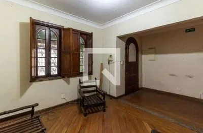 Casa com 3 quartos à venda na Rua Artur Prado, 29, Bela Vista, São Paulo