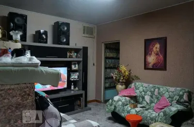 Casa com 2 quartos à venda na Rua Luís Martins, 222, Vila Romana, São Paulo