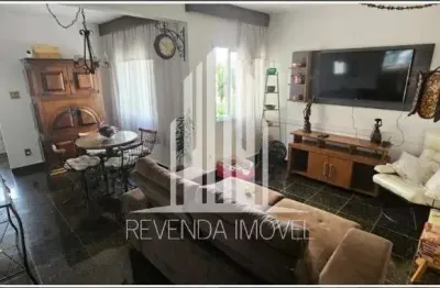 Apartamento de 02 dormitorios á venda proxímo ao metrô vila madalena