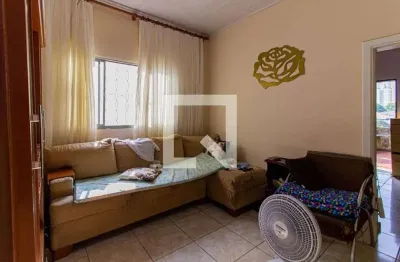 Casa com 2 quartos à venda na Rua Salvador Caruso, 58, Vila Romana, São Paulo