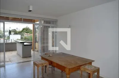 Casa com 3 quartos à venda na Rua Antônio Alves Magan, 237, Sumaré, São Paulo