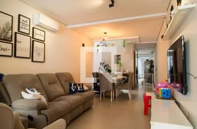 Casa com 3 quartos à venda na Rua Território do Amapá, 34, Saúde, São Paulo