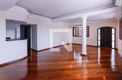 Casa com 4 quartos à venda na Rua Davi Canabarro, 205, Alto da Lapa, São Paulo