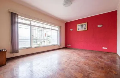 Casa com 3 quartos à venda na Rua Morro Agudo, 35, Sumaré, São Paulo