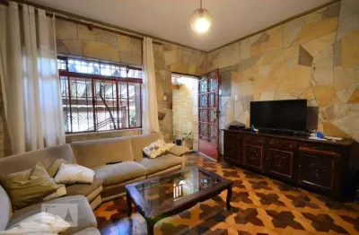 Casa com 3 quartos à venda na Rua das Hortênsias, 183, Chácara Inglesa, São Paulo