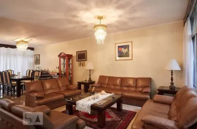 Casa com 4 quartos à venda na Rua Urbanizadora, 209, Sumaré, São Paulo