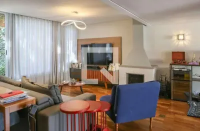 Casa com 3 quartos à venda na Rua Marco Aurélio, 55, Vila Romana, São Paulo