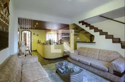 Casa com 3 quartos à venda na Rua Ribeiro de Barros, 324, Pompéia, São Paulo