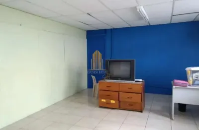 Excelente Galpão Comercial à Venda no Butantã, São Paulo-SP: 1 Sala, 1 Banheiro, 550m² de Área