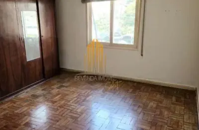 Brooklin paulista, casa de 120m² com 2 dormitorios, 2 banheiros e 1 vaga de garagem.