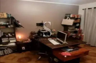 Perdizes, casa sobrado de 160m² com 3 dormitorios e 2 banheiros.