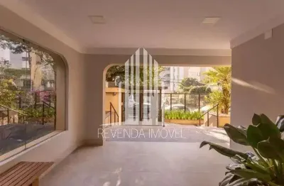 Apartamento de 3 quartos com suíte e 2 vagas na vila uberabinha, sp: confira essa oportunidade única!
