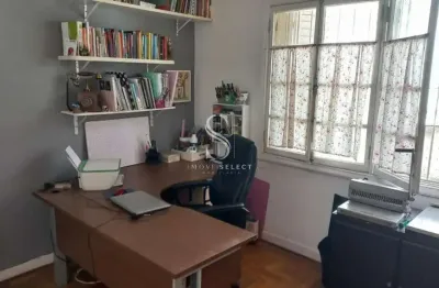 Sobrado de 120m² com 3 dormitórios, 2 banheiros, 2 vagas de garagem em santo amaro - são paulo.