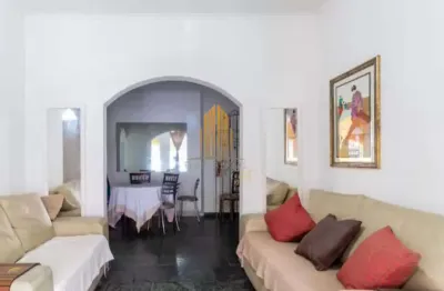 Casa à venda com 210m², 5 quartos e 3 vagas casa à venda com 210m², 5 quartos e 3 vagas